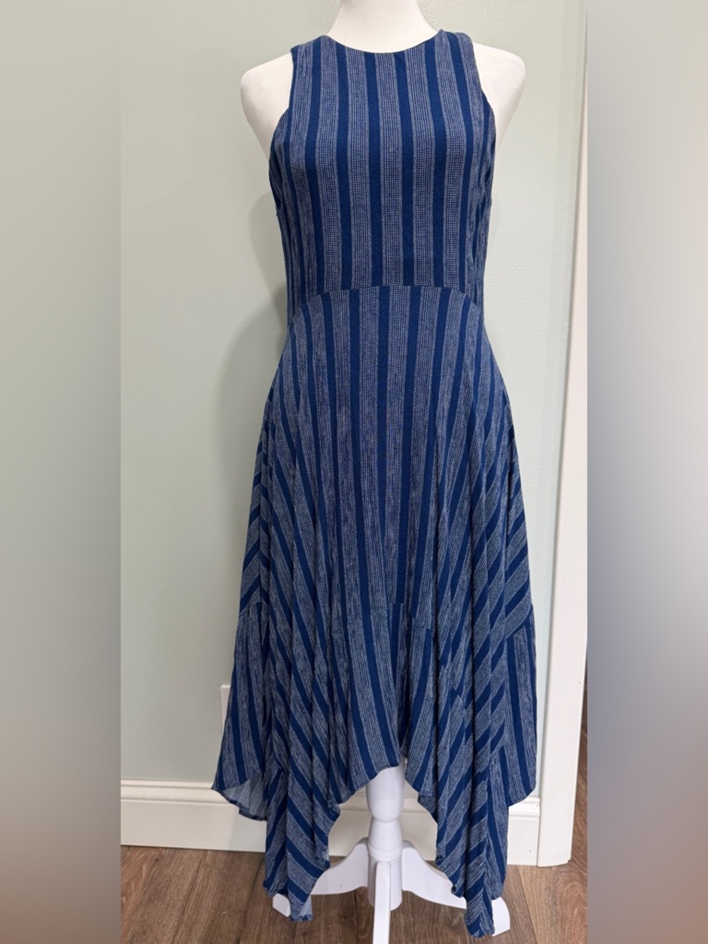 Lumiere Blue Striped Seeveless midi dress High Low Asymmetrical Hem Size Small
